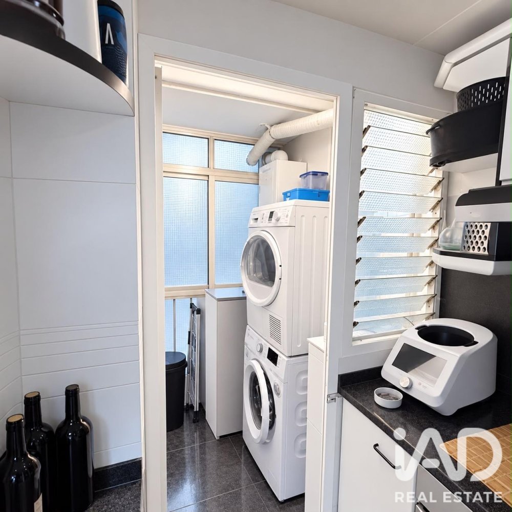 Apartment in Terrassa, Barcelona, Spain 4 bedrooms, 88 sq.m. No. 199516