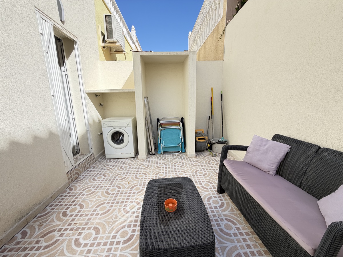 Casa adosada en Villamartin, Alicante, España 3 dormitorios, 80 m2 No. 198994