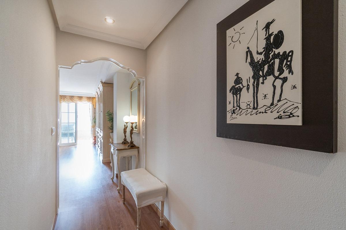 Apartamento en Torrevieja, Alicante, España 3 dormitorios, 110 m2 No. 199828