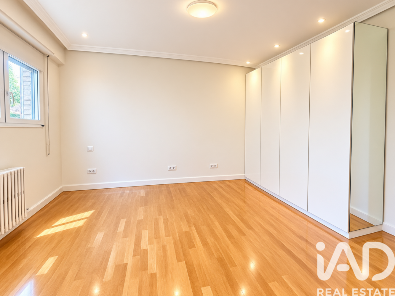 Dzīvoklis Madrid, Spānijā 4 istabas, 220 m2 Nr. 197691