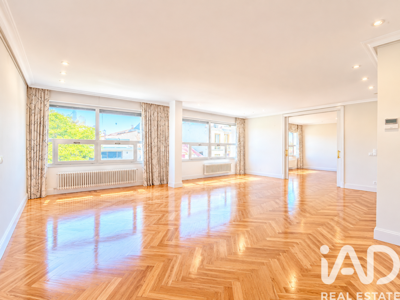 Dzīvoklis Madrid, Spānijā 4 istabas, 220 m2 Nr. 197691