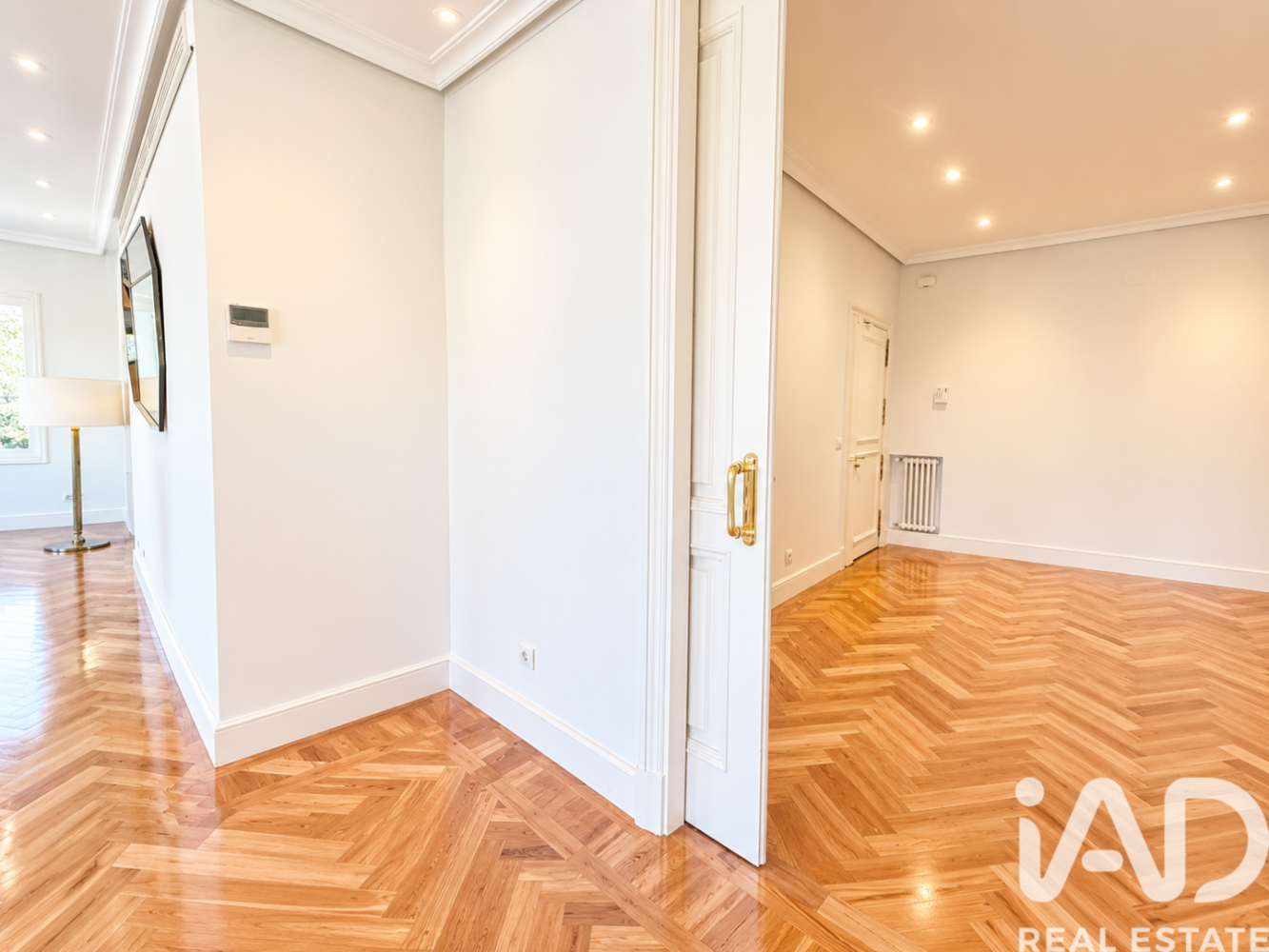 Dzīvoklis Madrid, Spānijā 4 istabas, 220 m2 Nr. 197691