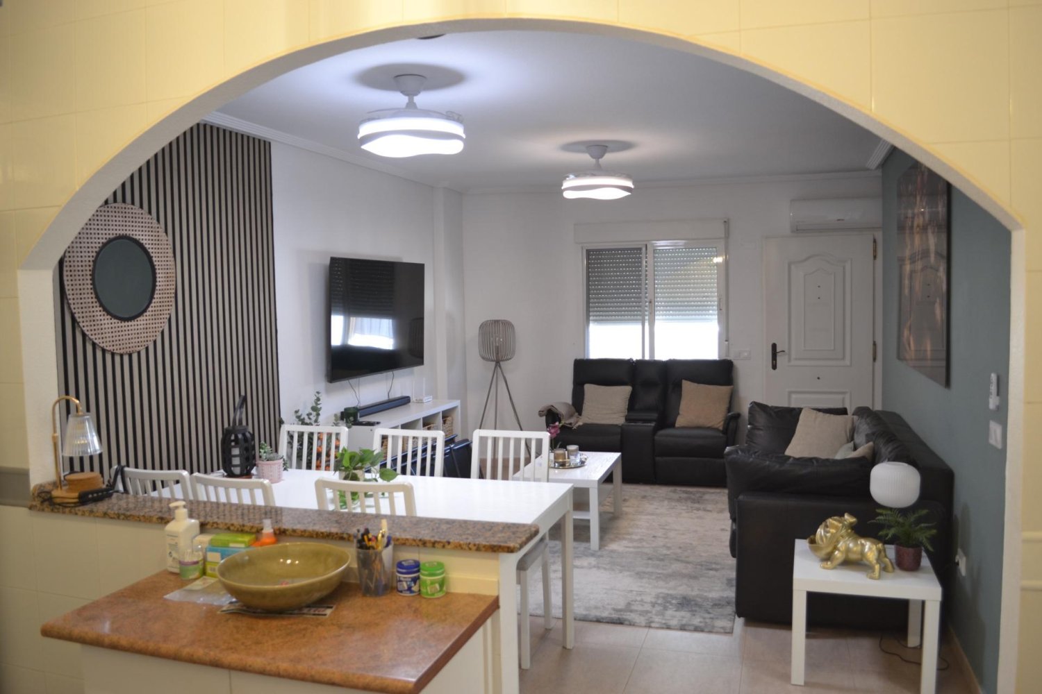 Appartamento a Villamartin, Alicante, Spagna 2 camere da letto, 70 mq. N° 198300