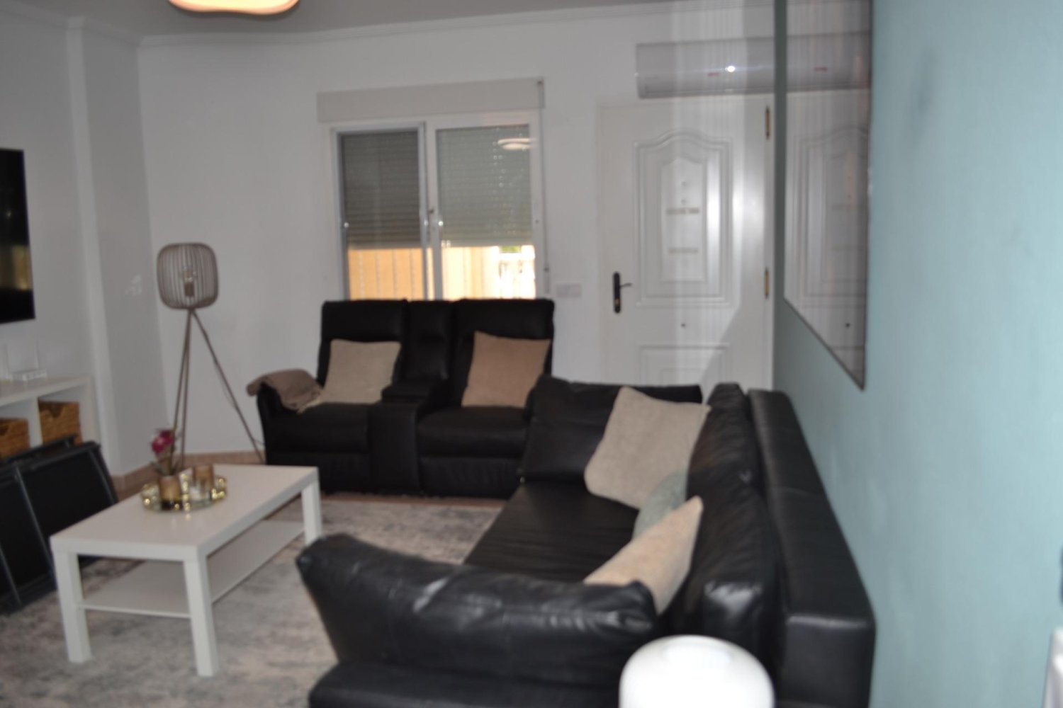 Appartamento a Villamartin, Alicante, Spagna 2 camere da letto, 70 mq. N° 198300