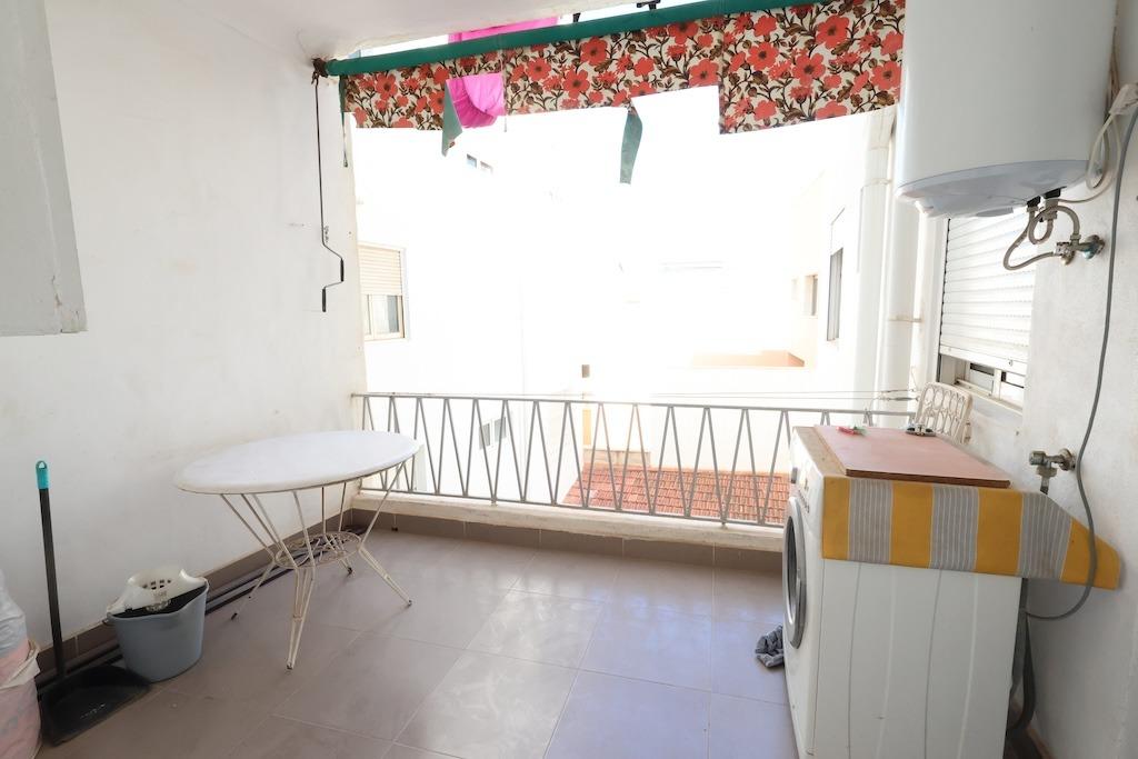 Apartamento en Torrevieja, Alicante, España 3 dormitorios, 105 m2 No. 197893