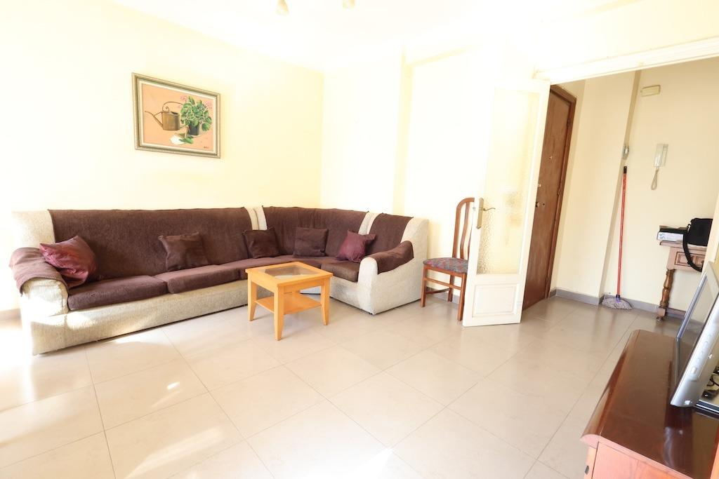 Apartamento en Torrevieja, Alicante, España 3 dormitorios, 105 m2 No. 197893