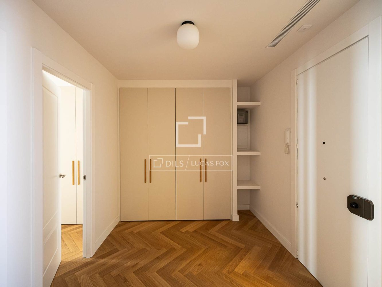 Wohnung in Barcelona, Spanien 3 Schlafzimmer, 125 m2 Nr. 164610