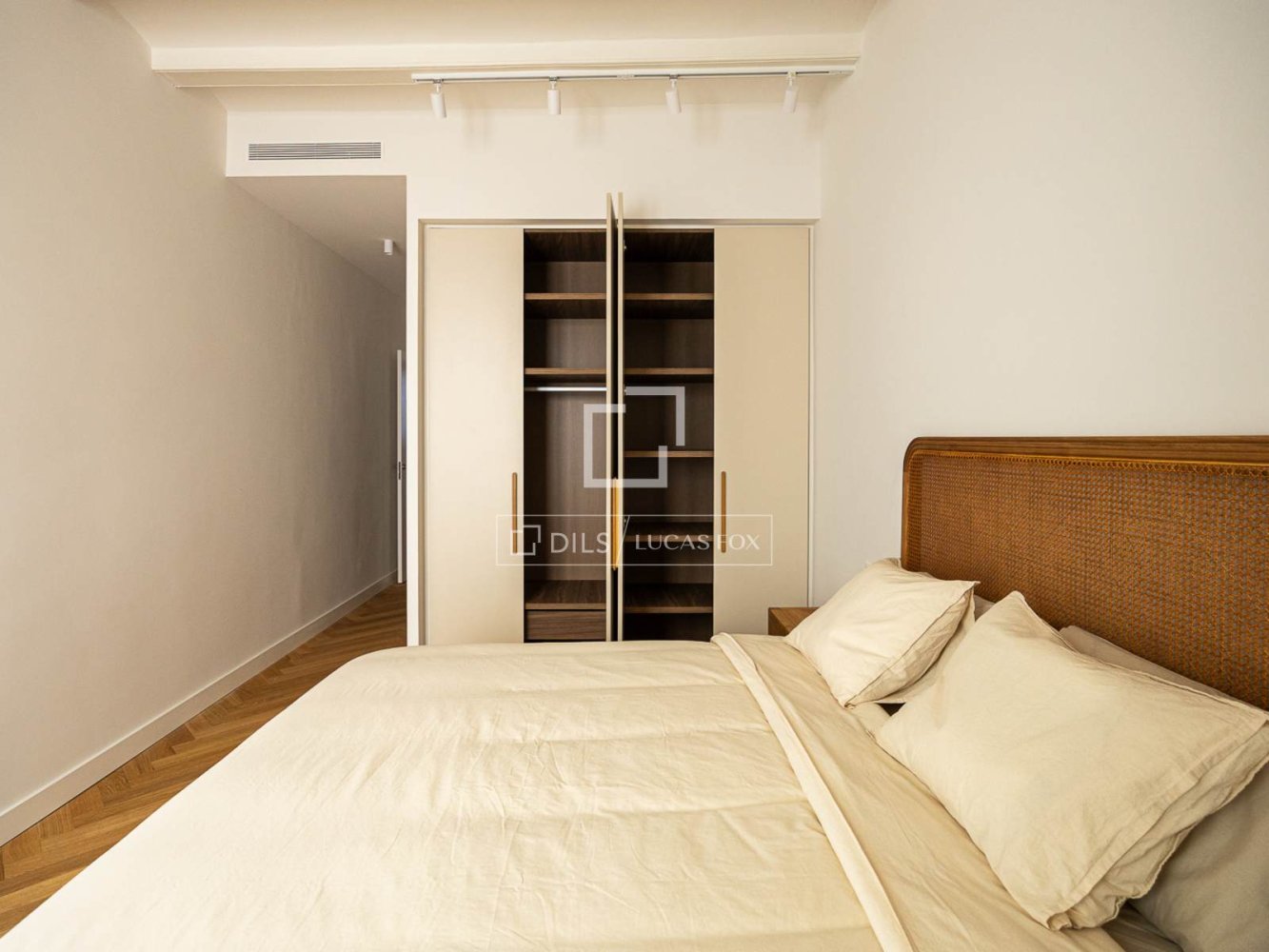 Wohnung in Barcelona, Spanien 3 Schlafzimmer, 125 m2 Nr. 164610