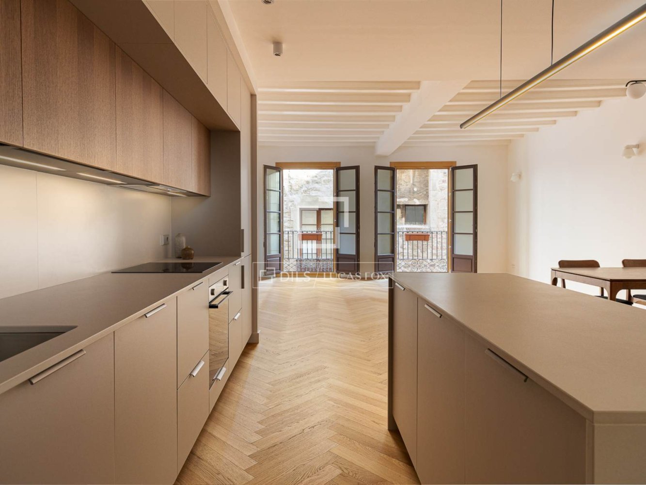 Wohnung in Barcelona, Spanien 3 Schlafzimmer, 125 m2 Nr. 164610