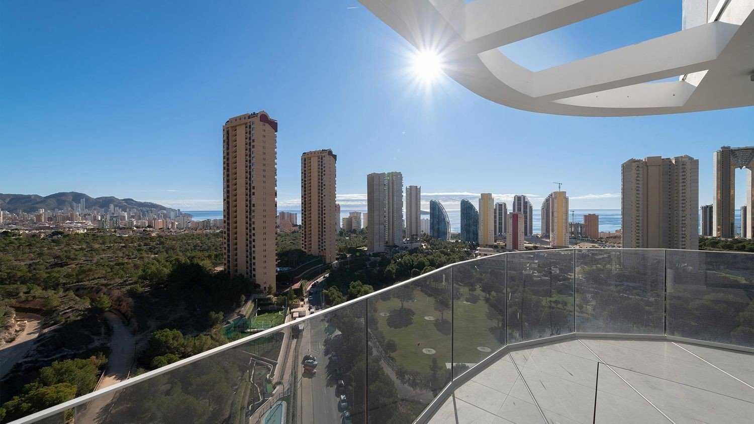Appartamento a Benidorm, Alicante, Spagna 3 camere da letto, 131 mq. N° 197955