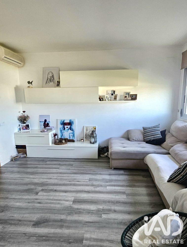 Dzīvoklis Barbera Del Valles, Barcelona, Spānijā 2 istabas, 86 m2 Nr. 197797
