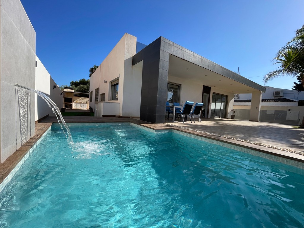 Villa en Mar De Cristal, Murcia, España 6 dormitorios, 171 m2 No. 199290