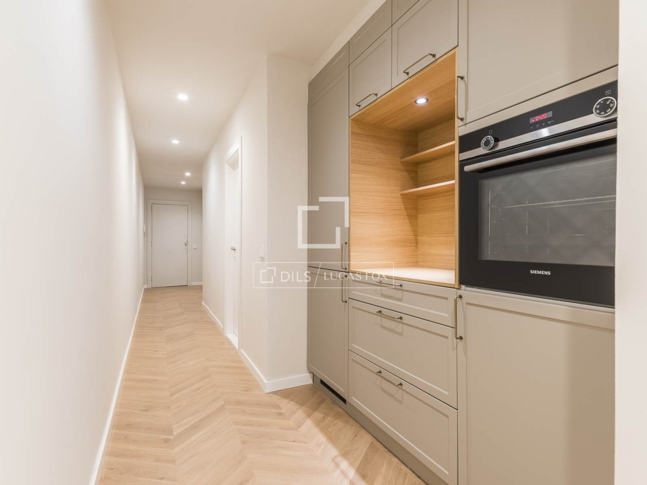 Appartamento a Barcelona, Spagna 3 camere da letto, 112 mq. N° 197610
