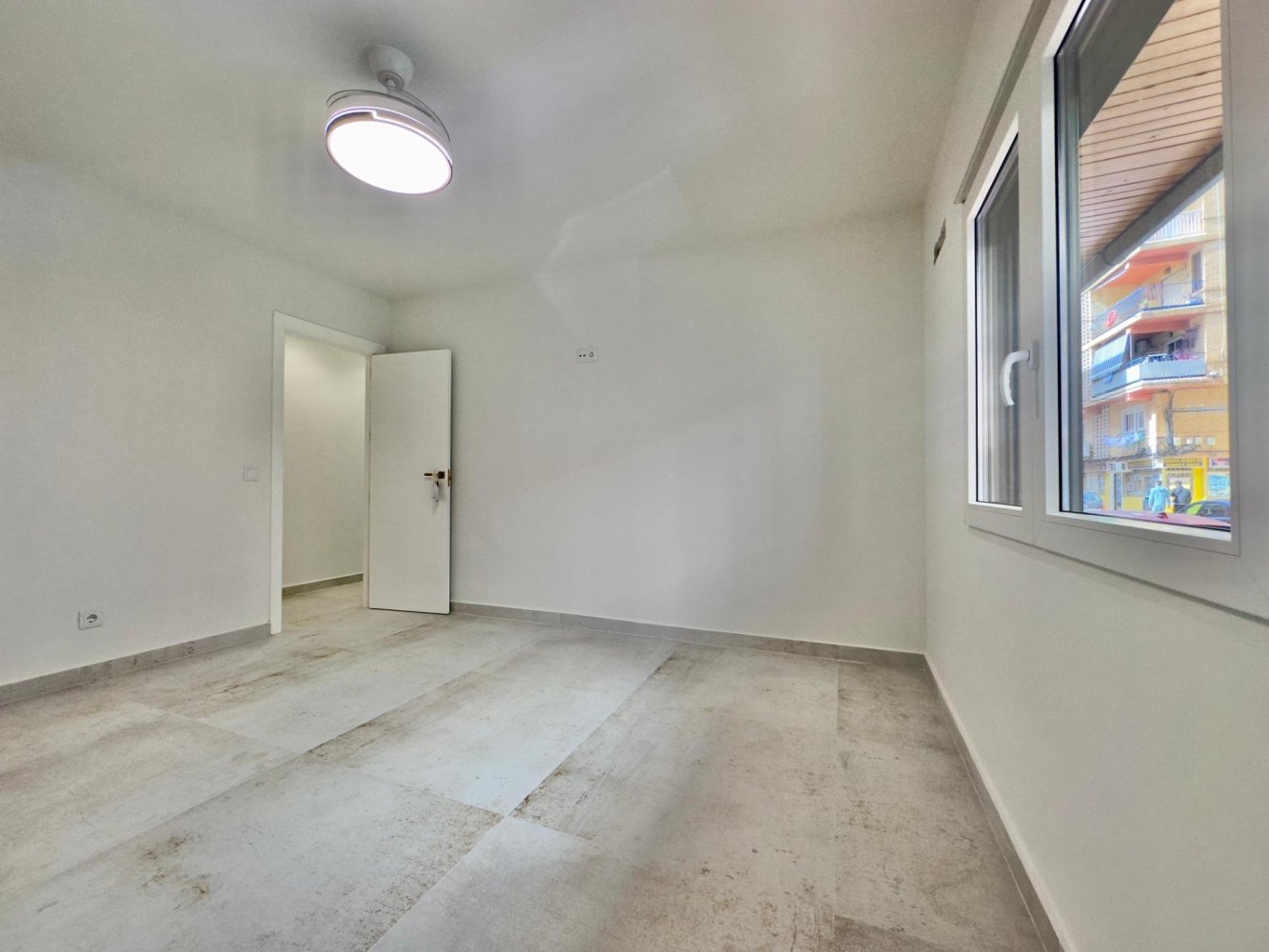 Apartament w Torrevieja, Alicante, Hiszpania 150 mkw. nr 198126