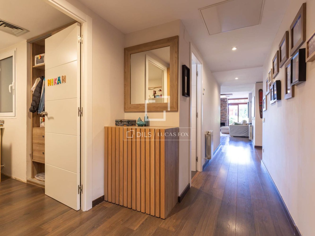 Apartamento en Sant Just Desvern, Barcelona, España 4 dormitorios, 133 m2 No. 198479