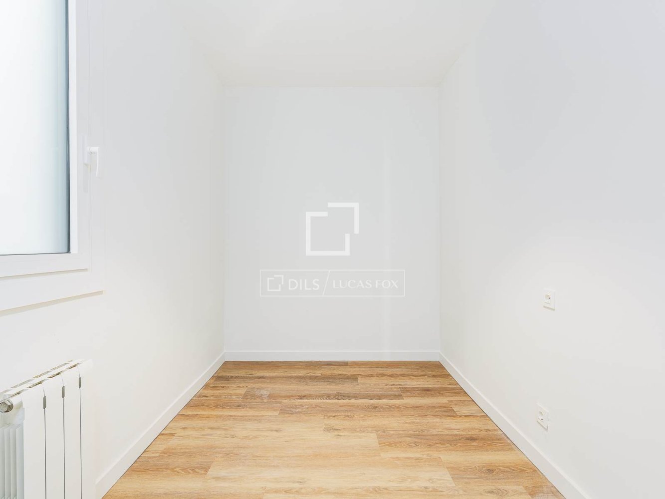 Apartment à Barcelona, Espagne 5 chambres, 178 m2 No. 200003