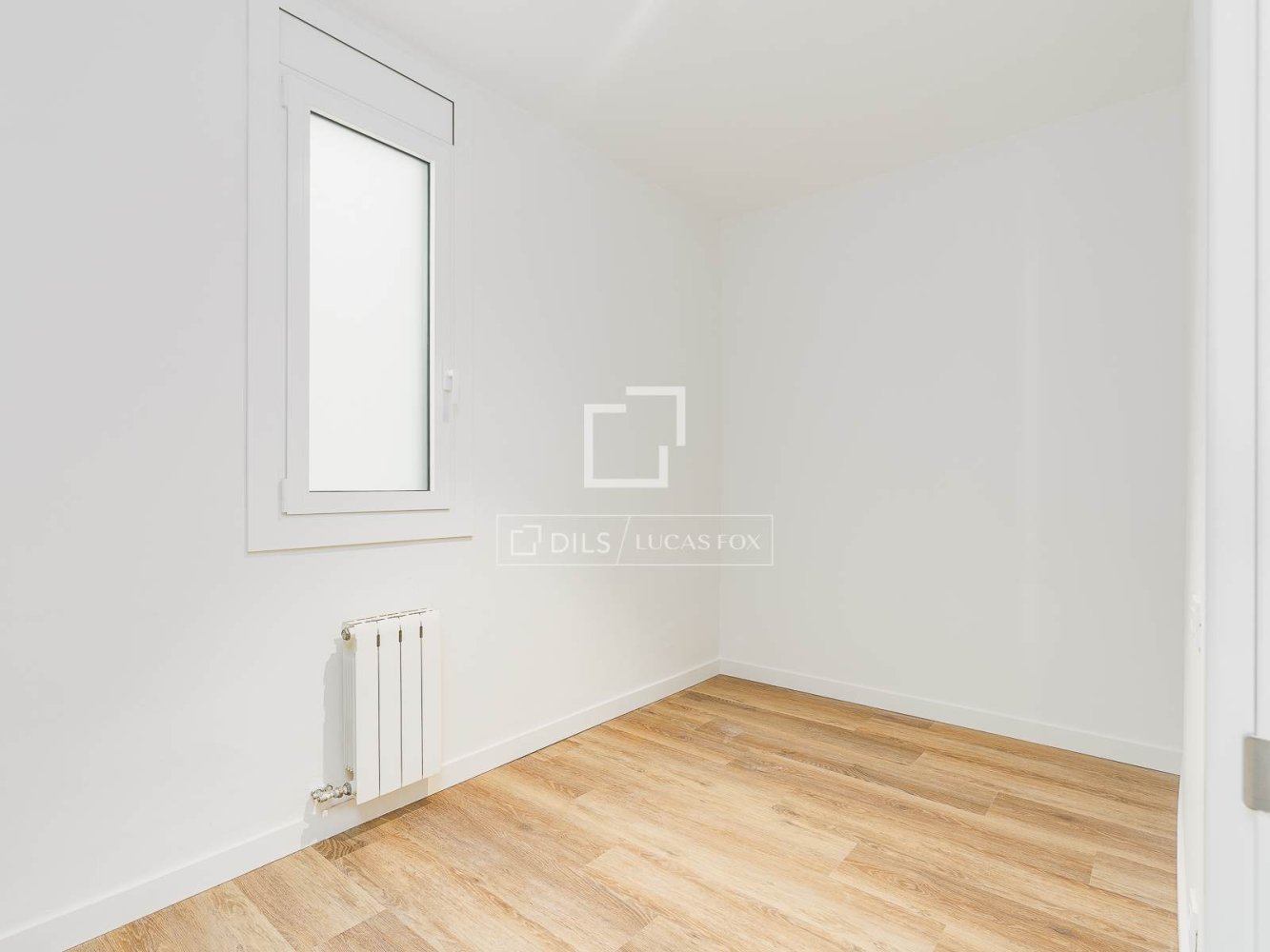 Apartment à Barcelona, Espagne 5 chambres, 178 m2 No. 200003