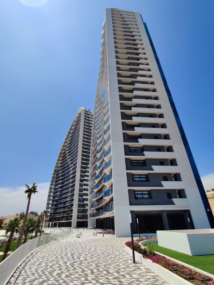 Apartamento en Benidorm, Alicante, España 2 dormitorios, 110 m2 No. 197954