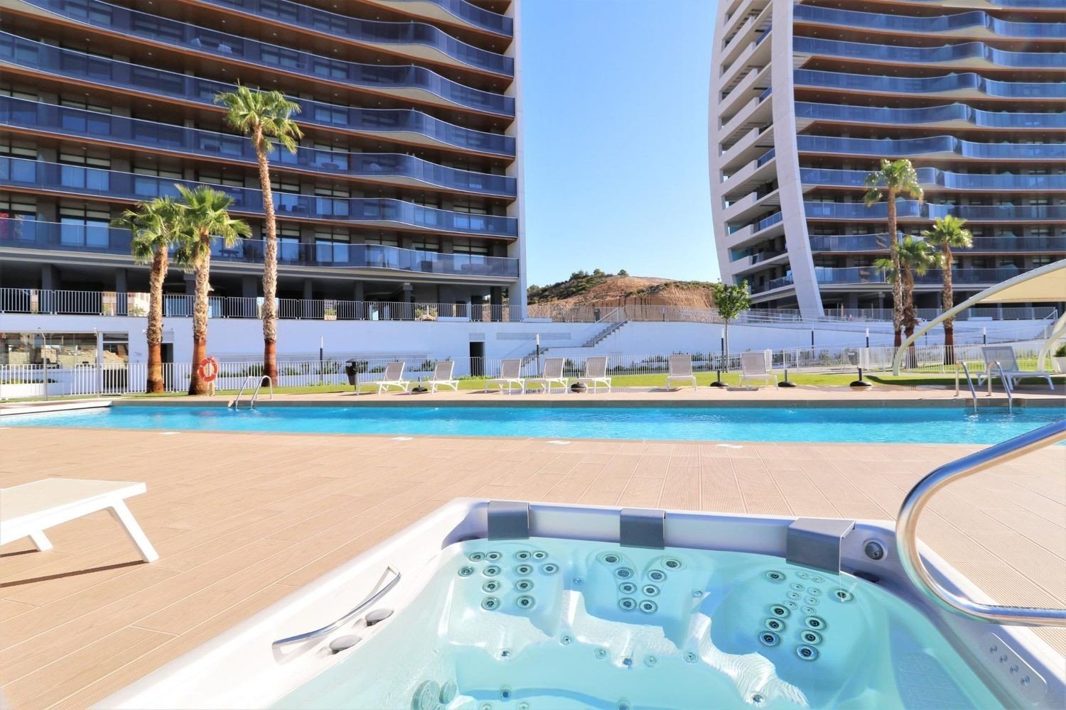 Apartamento en Benidorm, Alicante, España 2 dormitorios, 110 m2 No. 197954