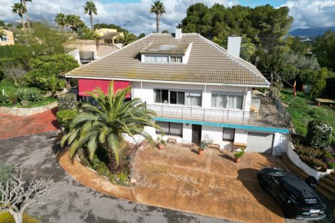 Villa en Elda, Alicante, España 6 dormitorios, 441 m2 No. 198959