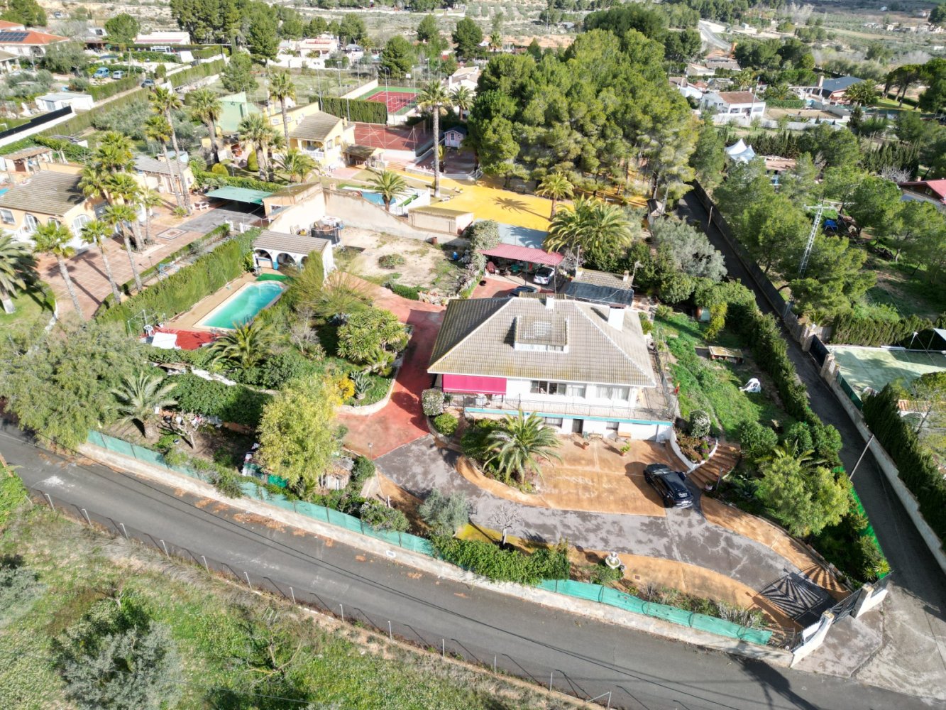 Villa en Elda, Alicante, España 6 dormitorios, 441 m2 No. 198959