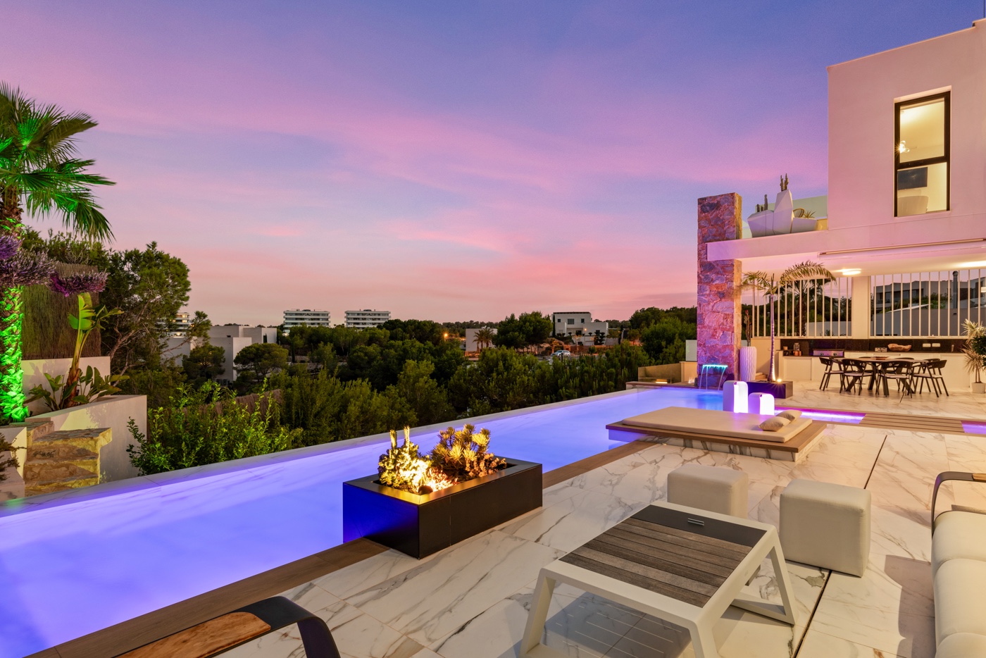 Villa a Pinar De Campoverde, Alicante, Spagna 4 camere da letto, 495 mq. N° 194885