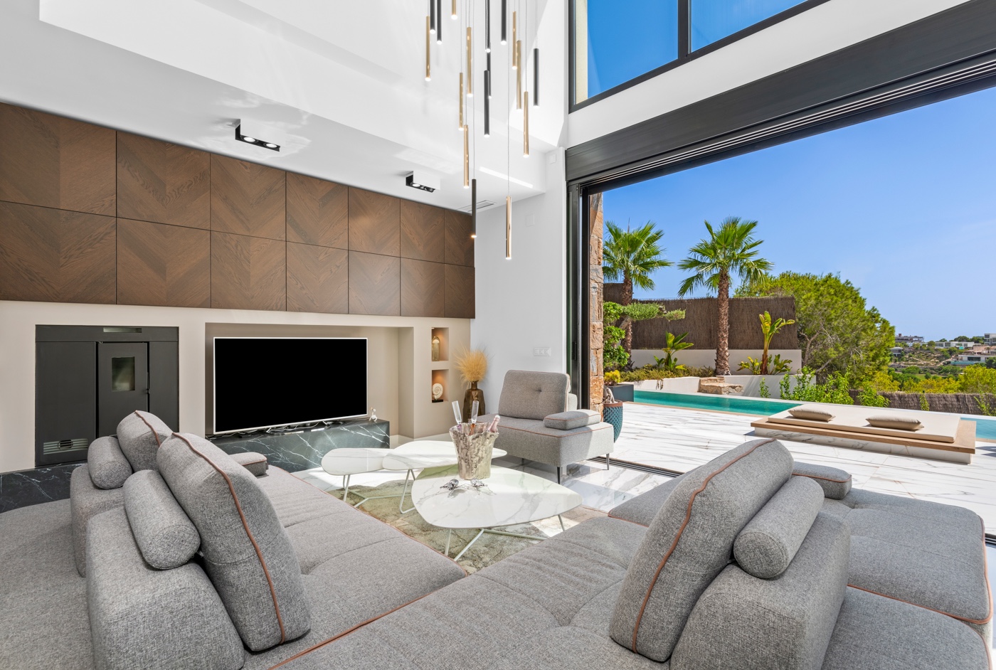Villa a Pinar De Campoverde, Alicante, Spagna 4 camere da letto, 495 mq. N° 194885