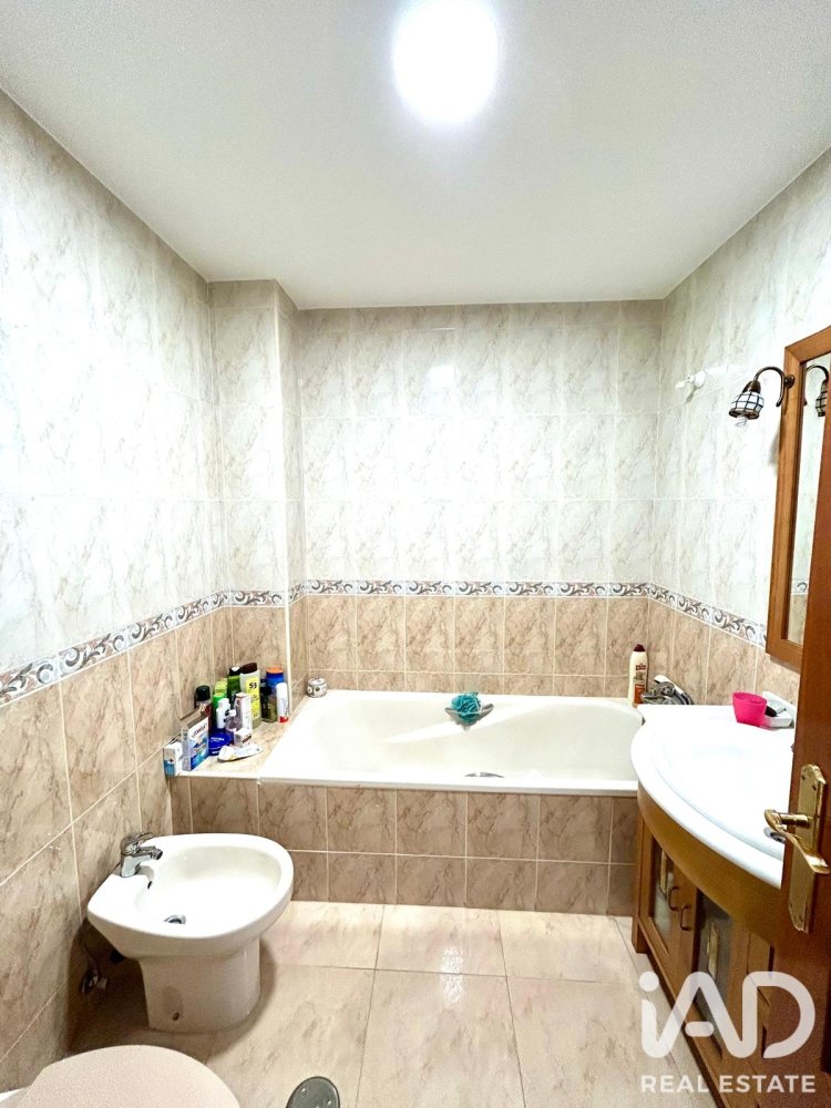 Apartament w La Baneza, Leon, Hiszpania 3 sypialnie, 163 mkw. nr 198672