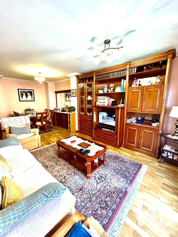 Apartament w La Baneza, Leon, Hiszpania 3 sypialnie, 163 mkw. nr 198672