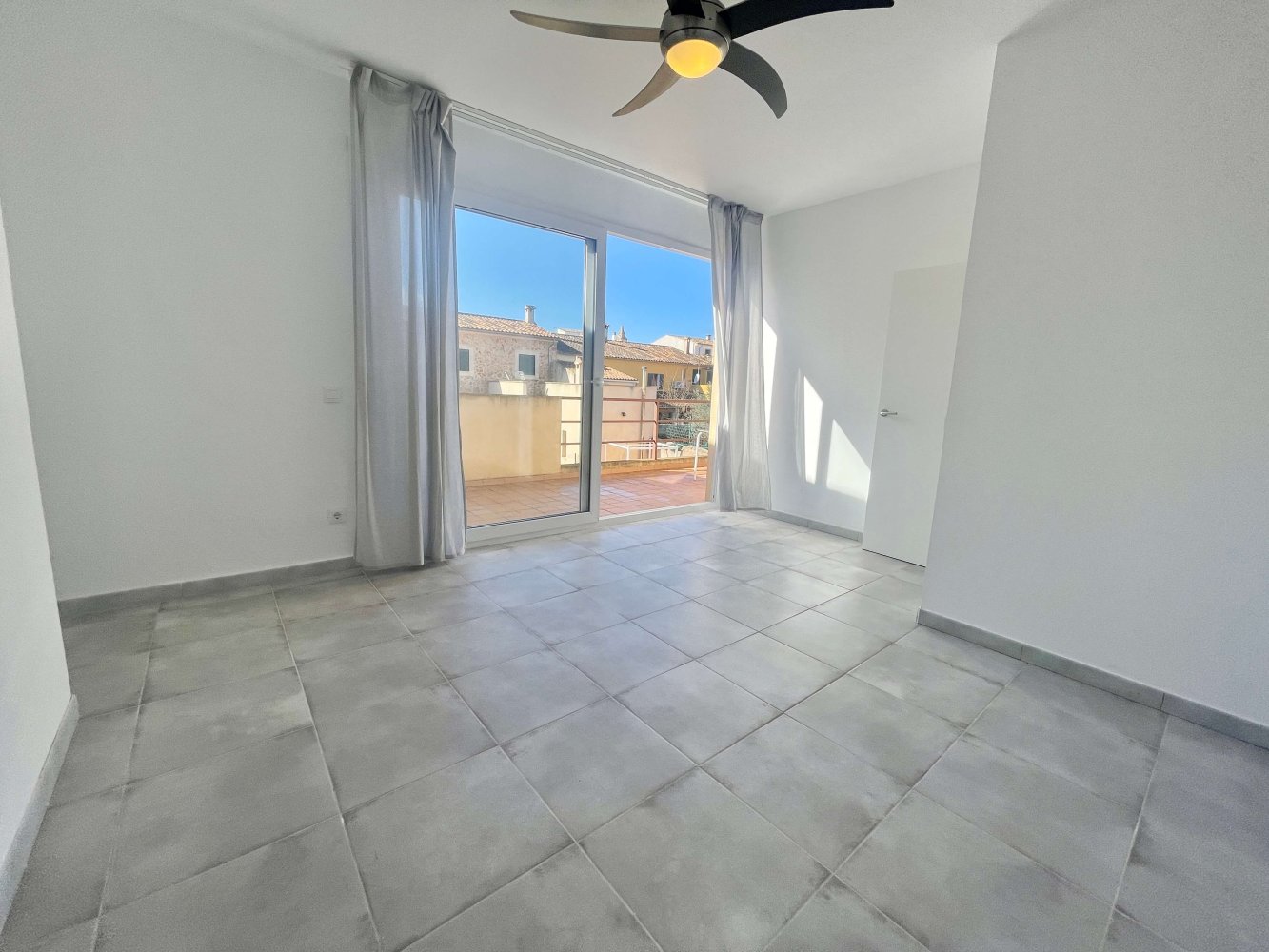 Townhouse in Santa Maria Del Cami, Mallorca, Spanien 2 Schlafzimmer, 140 m2 Nr. 199683