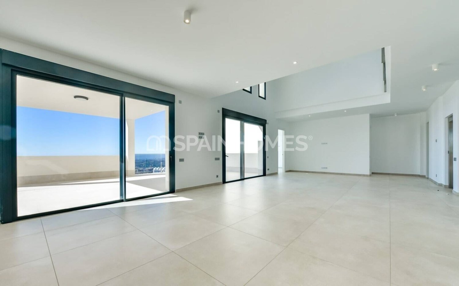 Huvila Finestrat, Alicante, Espanja 8 makuuhuonetta, 698 m2 No. 200024