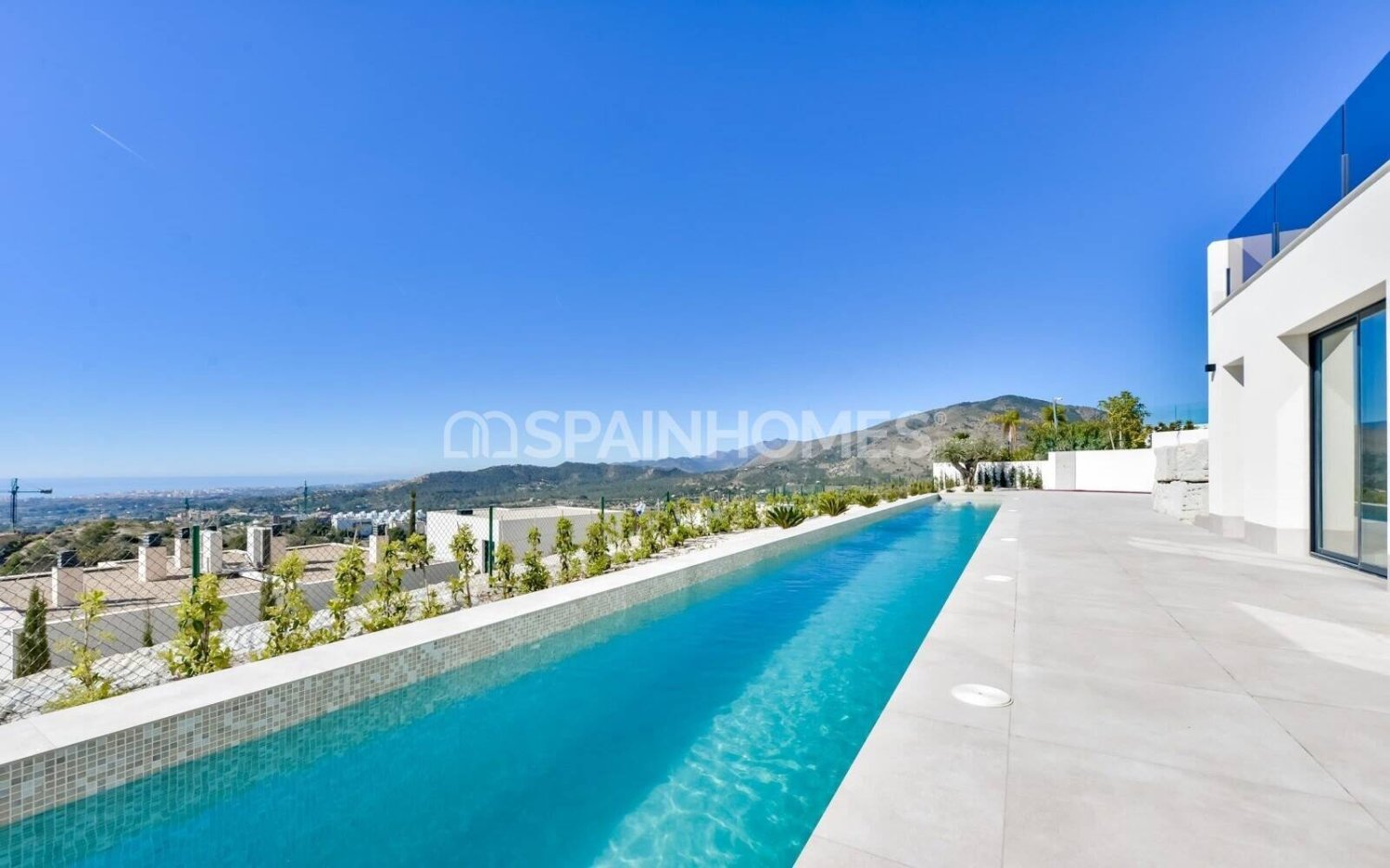 Huvila Finestrat, Alicante, Espanja 8 makuuhuonetta, 698 m2 No. 200024