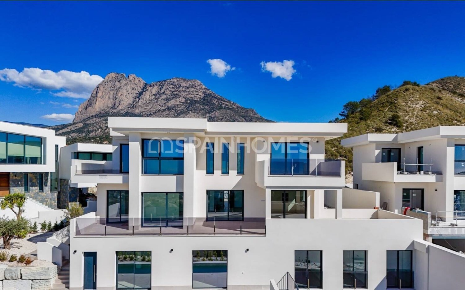 Huvila Finestrat, Alicante, Espanja 8 makuuhuonetta, 698 m2 No. 200024