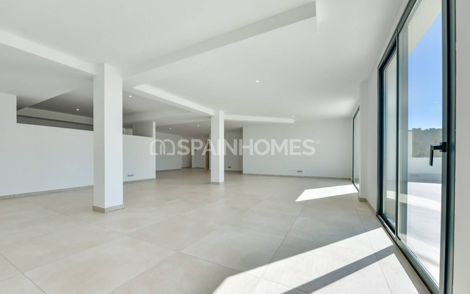 Huvila Finestrat, Alicante, Espanja 8 makuuhuonetta, 698 m2 No. 200024