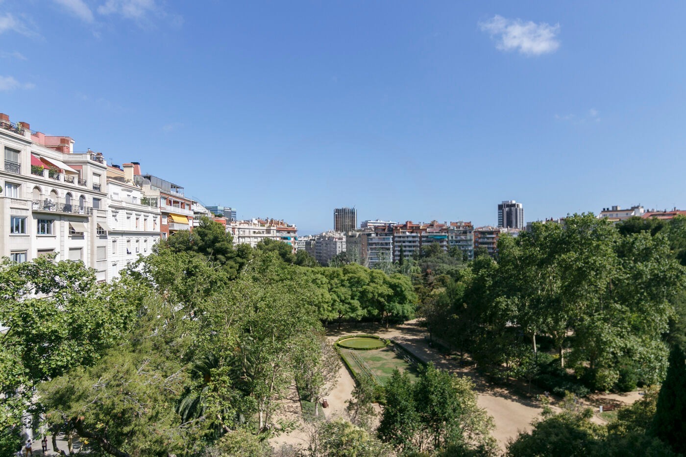 Dzīvoklis Barcelona, Spānijā 5 istabas,  Nr. 197059