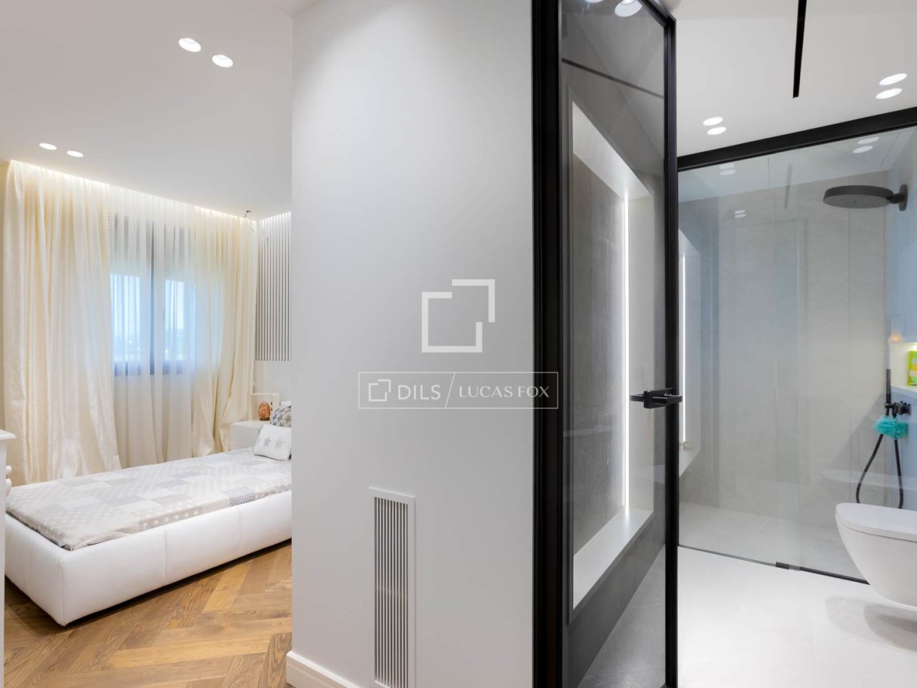 Villa à Sant Andreu de Llavaneres, Barcelona, Espagne 4 chambres, 419 m2 No. 199172