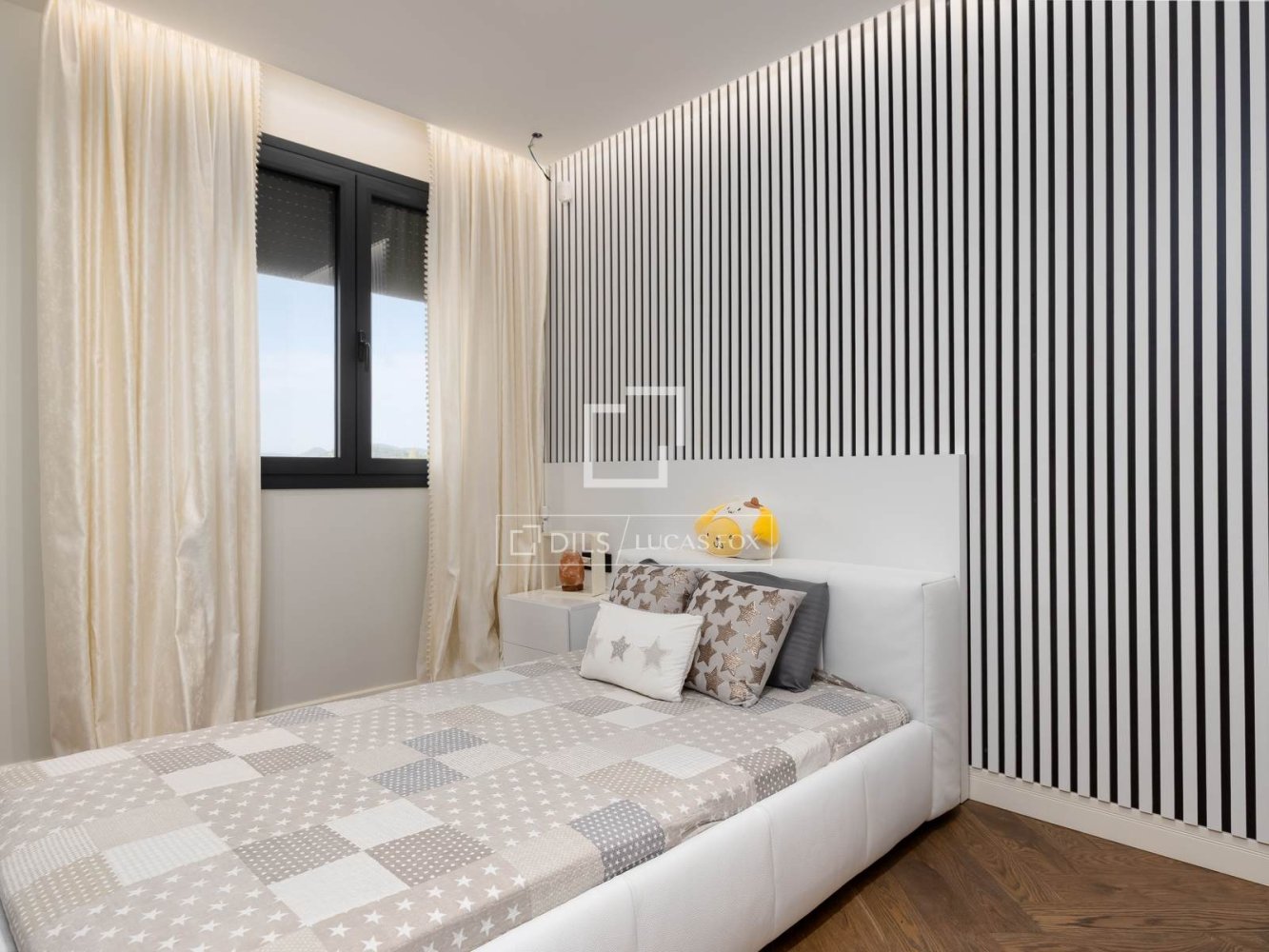 Villa à Sant Andreu de Llavaneres, Barcelona, Espagne 4 chambres, 419 m2 No. 199172