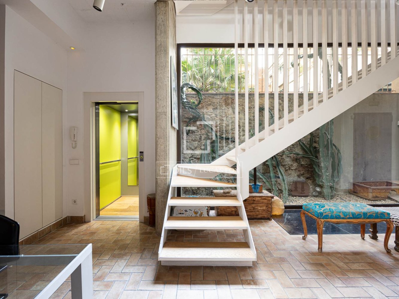 Villa à Barcelona, Espagne 4 chambres, 293 m2 No. 200005