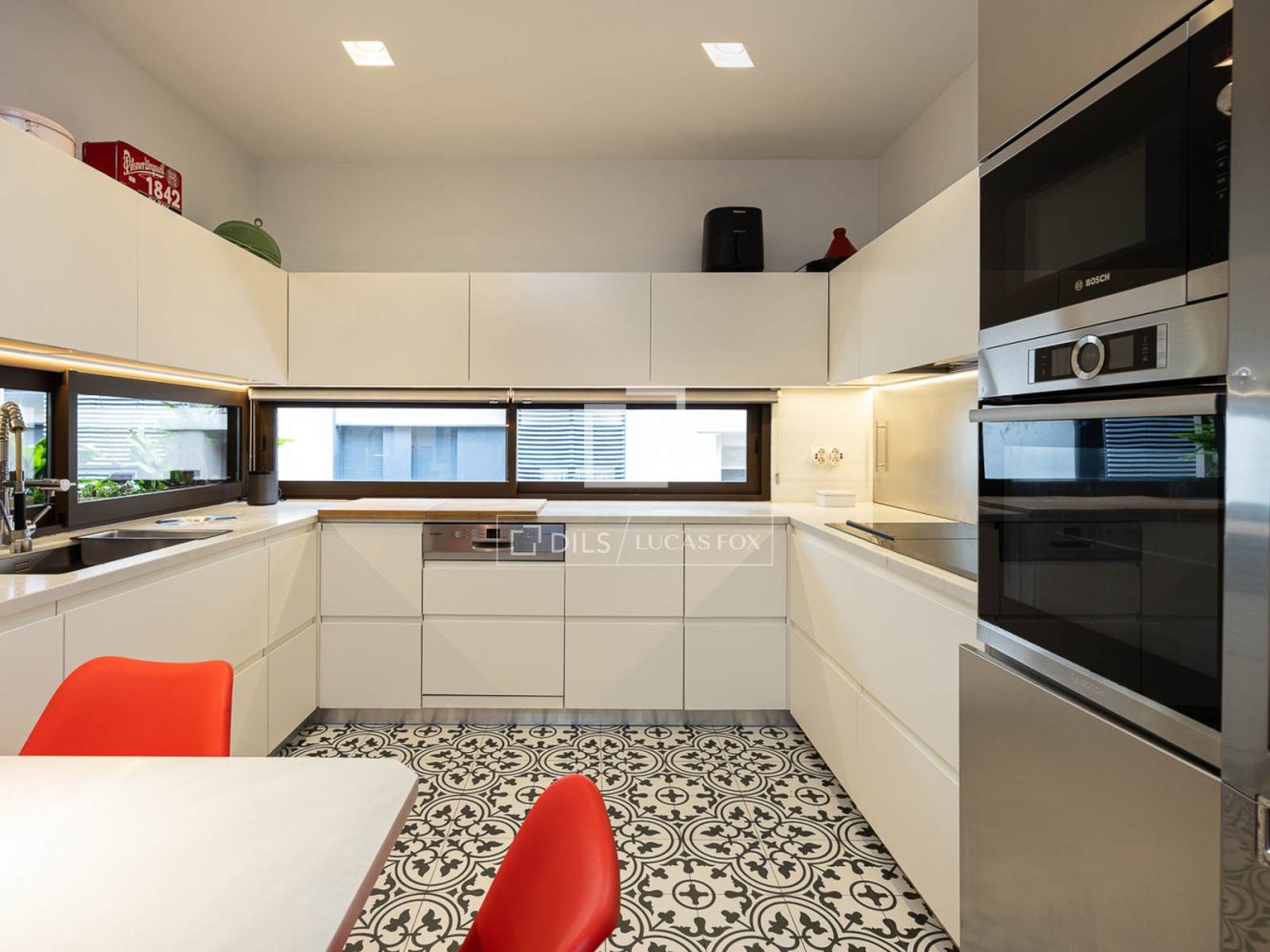 Villa à Barcelona, Espagne 4 chambres, 293 m2 No. 200005
