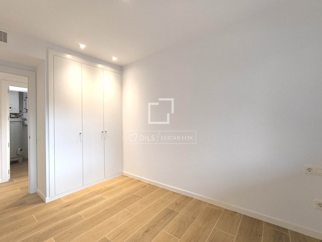 Apartament w Esplugues de Llobregat, Barcelona, Hiszpania 3 sypialnie, 89 mkw. nr 197113