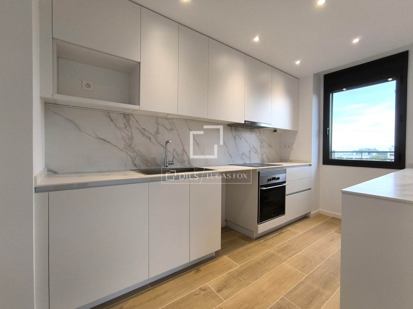 Apartament w Esplugues de Llobregat, Barcelona, Hiszpania 3 sypialnie, 89 mkw. nr 197113