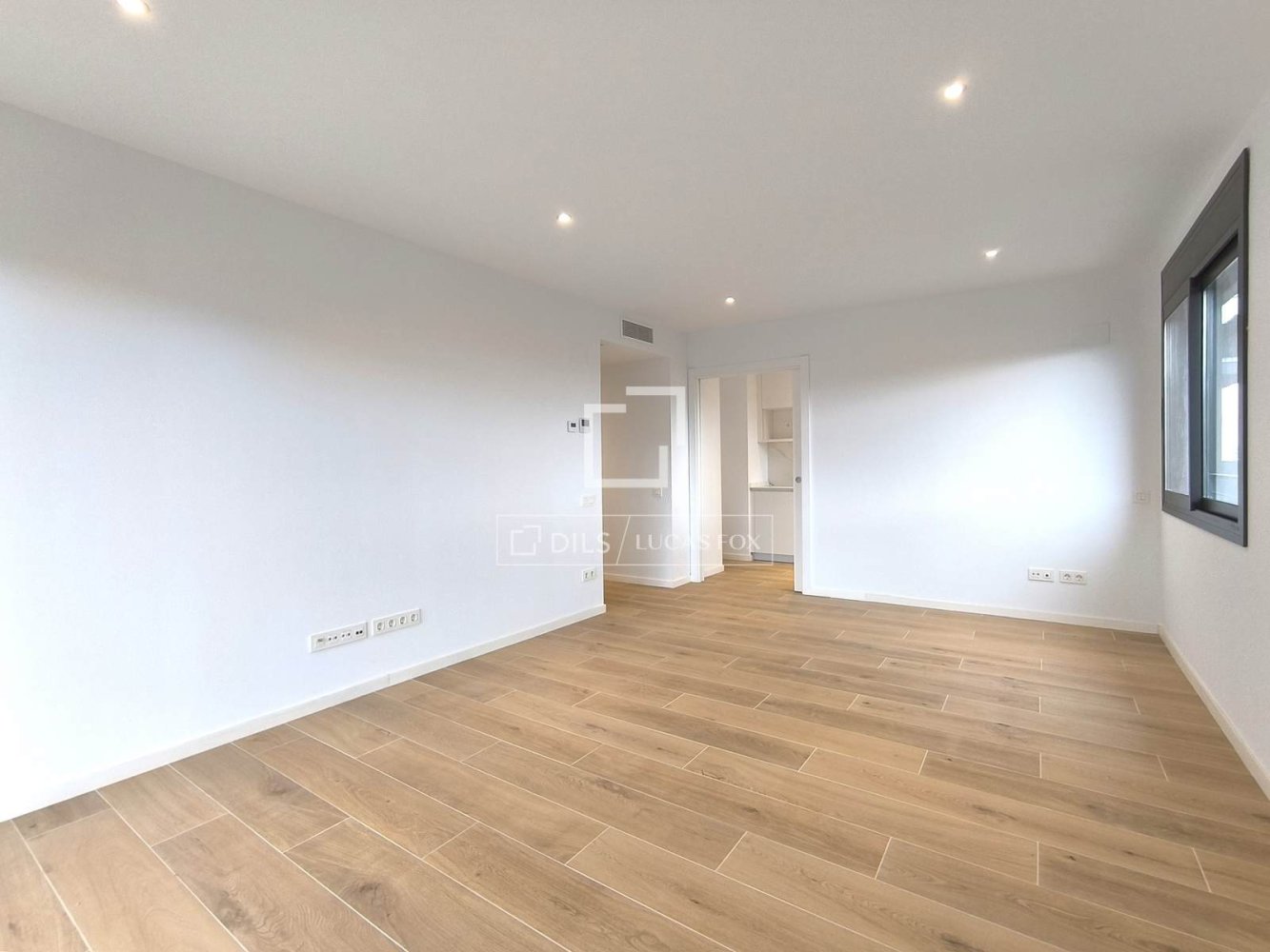 Apartament w Esplugues de Llobregat, Barcelona, Hiszpania 3 sypialnie, 89 mkw. nr 197113