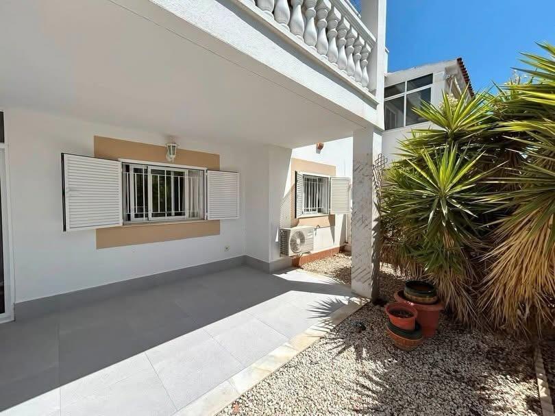 Bungalow in Alicante, Spain 2 bedrooms, 75 sq.m. No. 197046