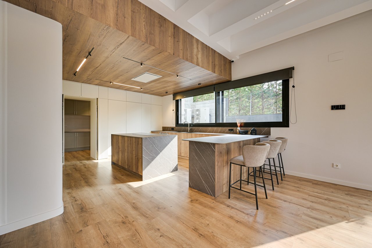 House à Sant Cugat Del Valles, Barcelona, Espagne 5 chambres, 772 m2 No. 197919