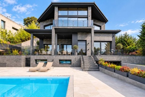 House à Sant Cugat Del Valles, Barcelona, Espagne 5 chambres, 772 m2 No. 197919