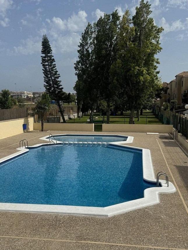 Penthouse in Torrevieja, Alicante, Spain 3 bedrooms, 82 sq.m. No. 197139