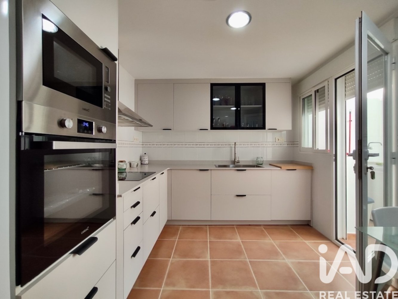 House in Albalat Dels Taronchers, Valencia, Spain 4 bedrooms, 250 sq.m. No. 198625