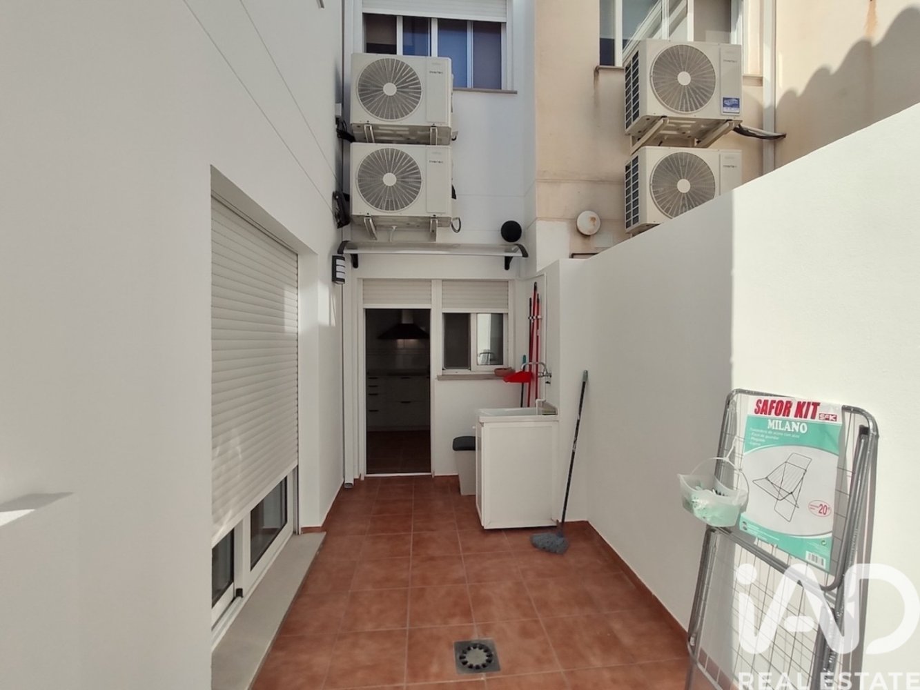 House in Albalat Dels Taronchers, Valencia, Spain 4 bedrooms, 250 sq.m. No. 198625