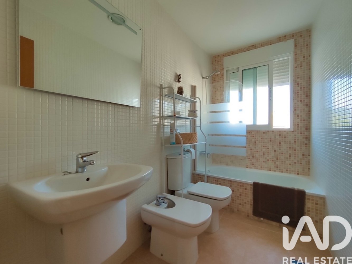 House in Albalat Dels Taronchers, Valencia, Spain 4 bedrooms, 250 sq.m. No. 198625