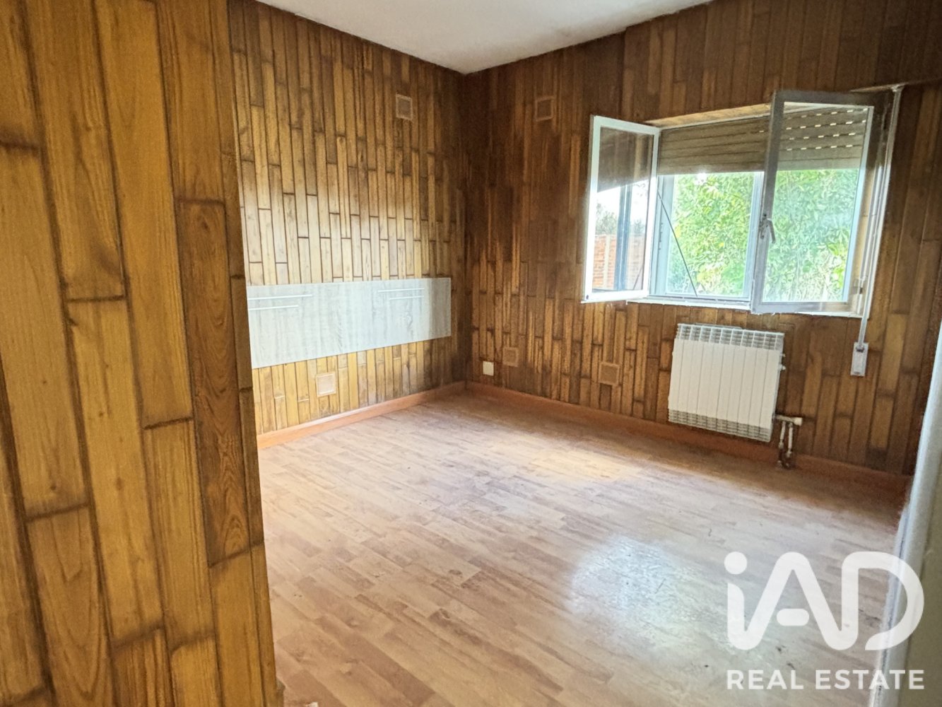Villa en Valverde de la Virgen, León, España 2 dormitorios, 162 m2 No. 199615